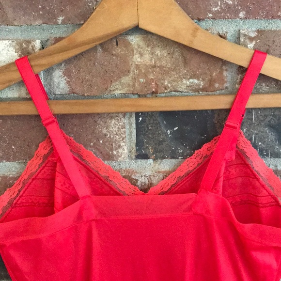 Vintage Slip - Picture 3 of 8